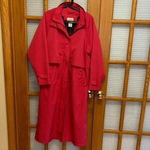 EUC L.L. Bean Women's H2Off Trench Coat